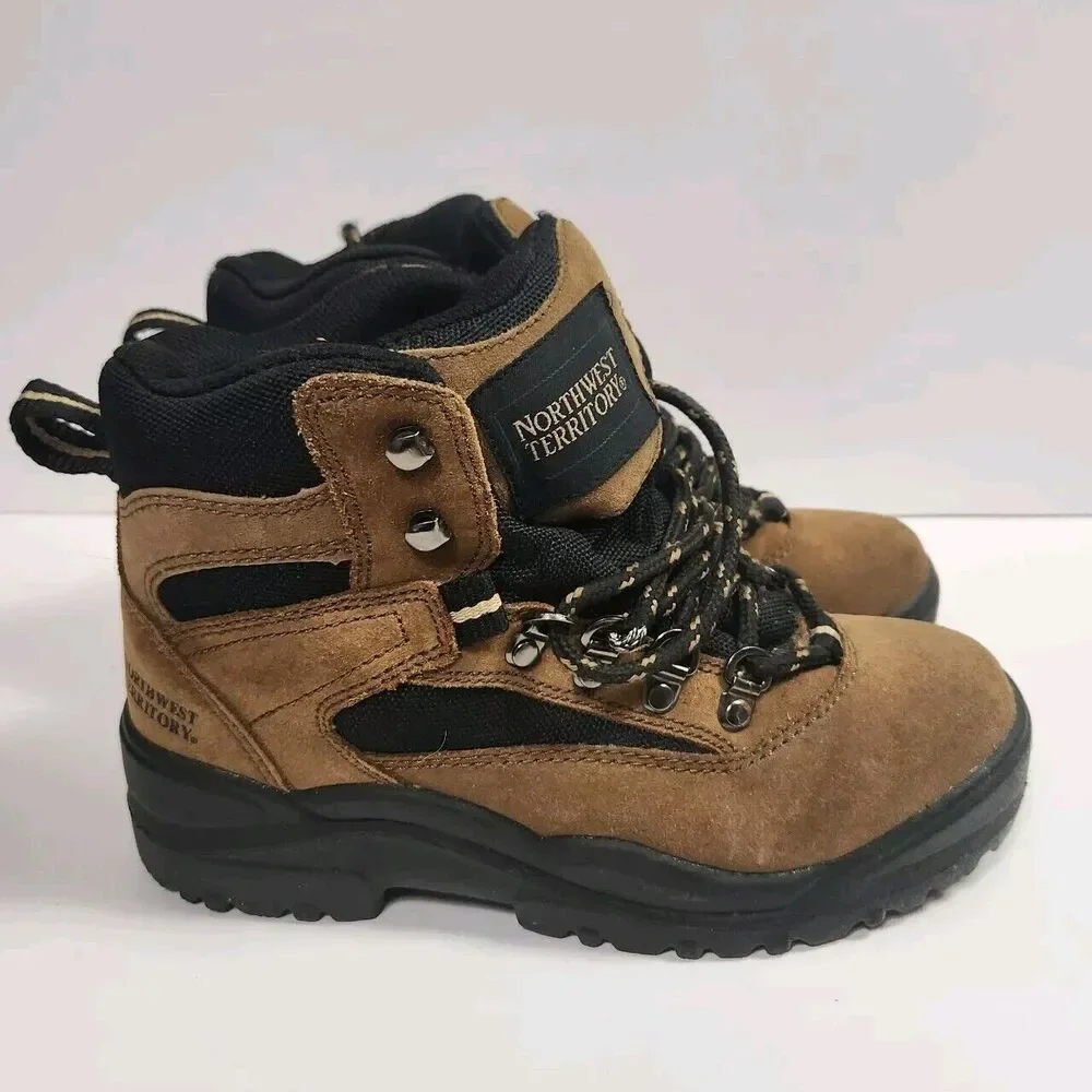 Northwest Territory Hiking Boots Size 3.5 Good Condition